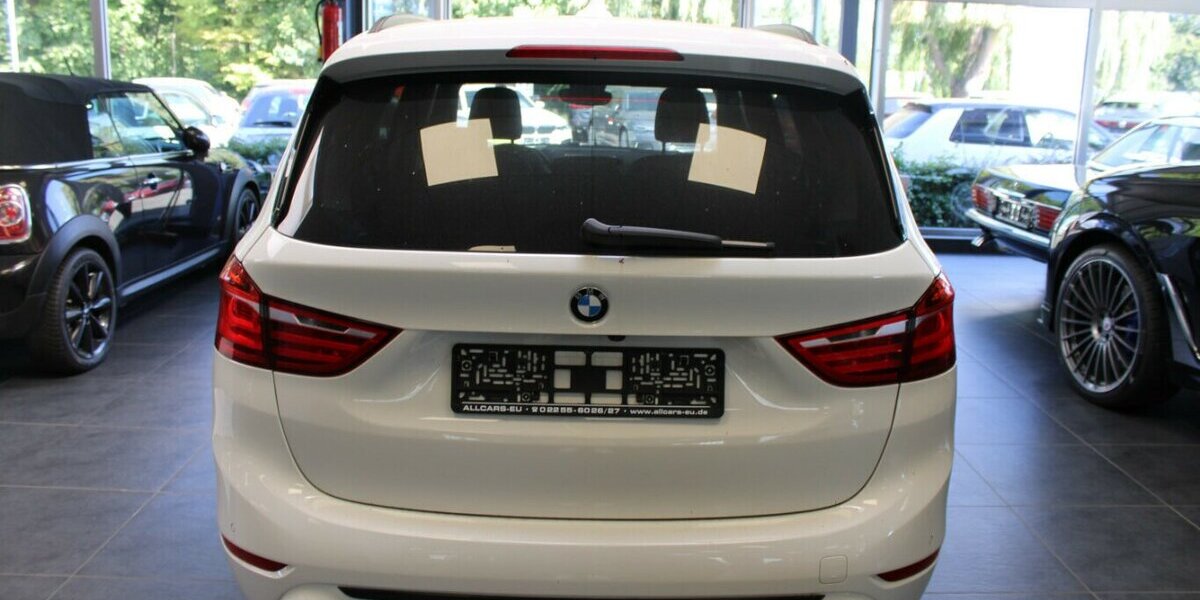 BMW 218 Gran Tourer Aut. Sport Line - Navi - LED - Kam 69.998 km 22.980 &euro; Euskirchen 53881