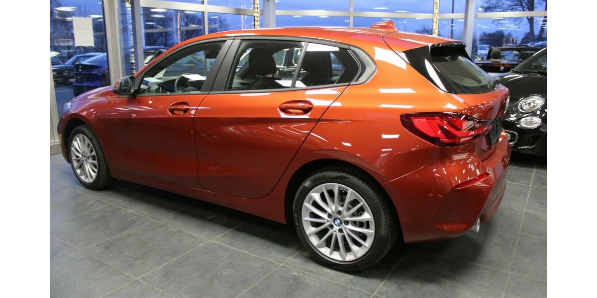 BMW 118 118d Aut. Advantage 7.250 km 26.980 &euro; Euskirchen 53881