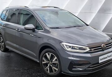 VW Touran 13.561 km 34.900 &euro; Köln-Riehl 50735