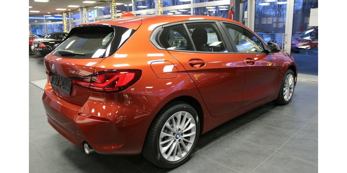 BMW 118 118d Aut. Advantage 7.250 km 26.980 &euro; Euskirchen 53881