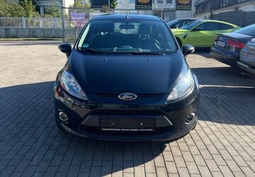 Ford Fiesta 236.500 km 2.750 &euro; Leverkusen 51379