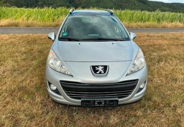 Peugeot 207 144.000 km 2.500 &euro; Bad Münstereifel 53902