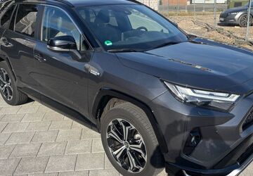 Toyota RAV 4 52.000 km 35.900 &euro; Köln 50858