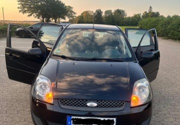 Ford Fiesta 95.000 km 2.350 &euro; Weilerswist 53919