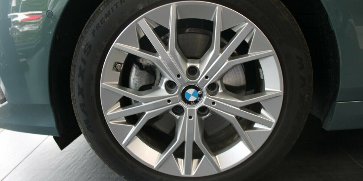 BMW 120 Aut. - Head-Up - 360° - 29.462 km 26.980 &euro; Euskirchen 53881