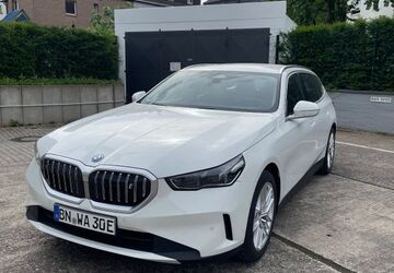 BMW i5 6.000 km 47.900 &euro; Bonn 53119