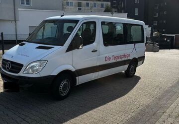 Mercedes-Benz Sprinter 198.000 km 10.000 &euro; Düren 52349