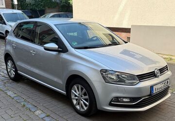VW Polo 121.500 km 6.699 &euro; Köln 50672